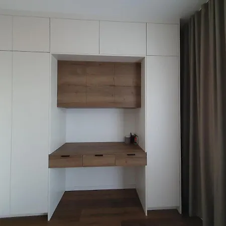 Lovely 2-bedroom In Apartamento Bratislava